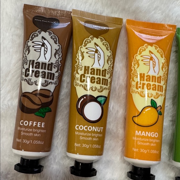 Stocking stuffers 7 piece Assorted Hand Cream Set - Picture 2 of 3